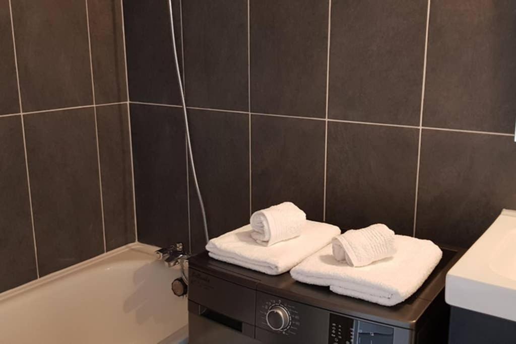 شقة Beau Studio Renove 30M2 Balcon Vue Paris+Parking المظهر الخارجي الصورة