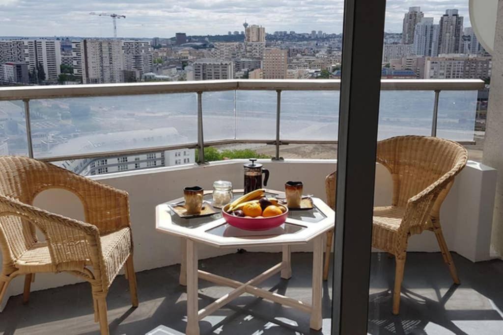 شقة Beau Studio Renove 30M2 Balcon Vue Paris+Parking المظهر الخارجي الصورة